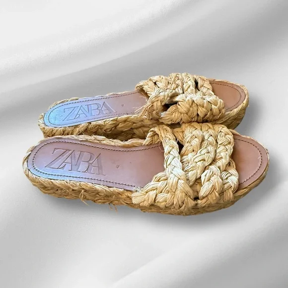 Zara Braided Straw‎ Sandals - Picture 5 of 7